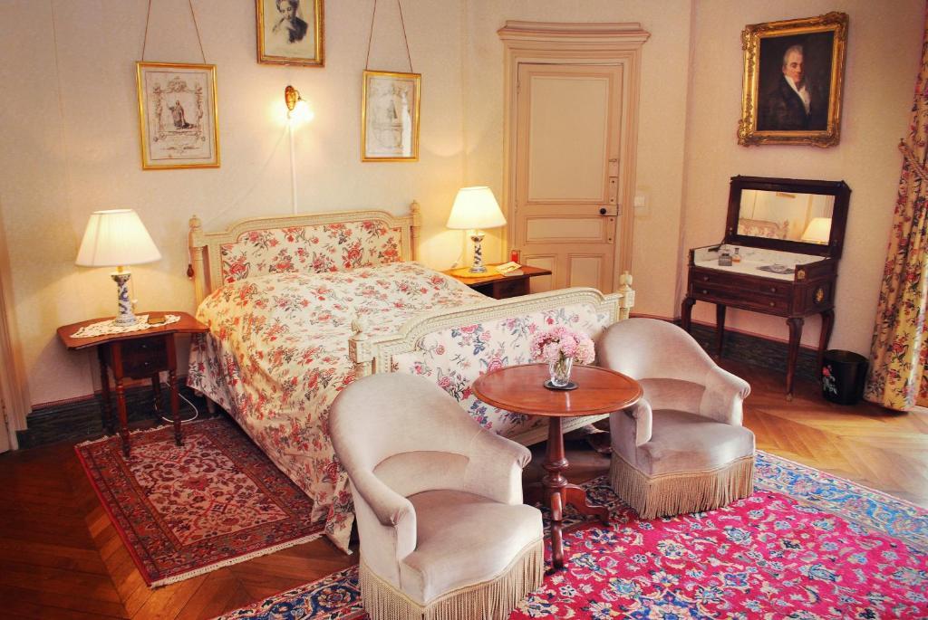 Chateau De La Jumelliere Villa Room photo