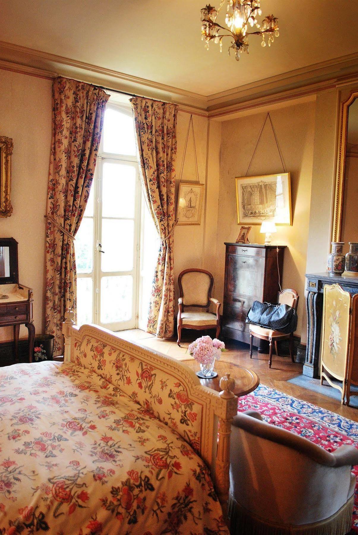 Chateau De La Jumelliere Villa Exterior photo